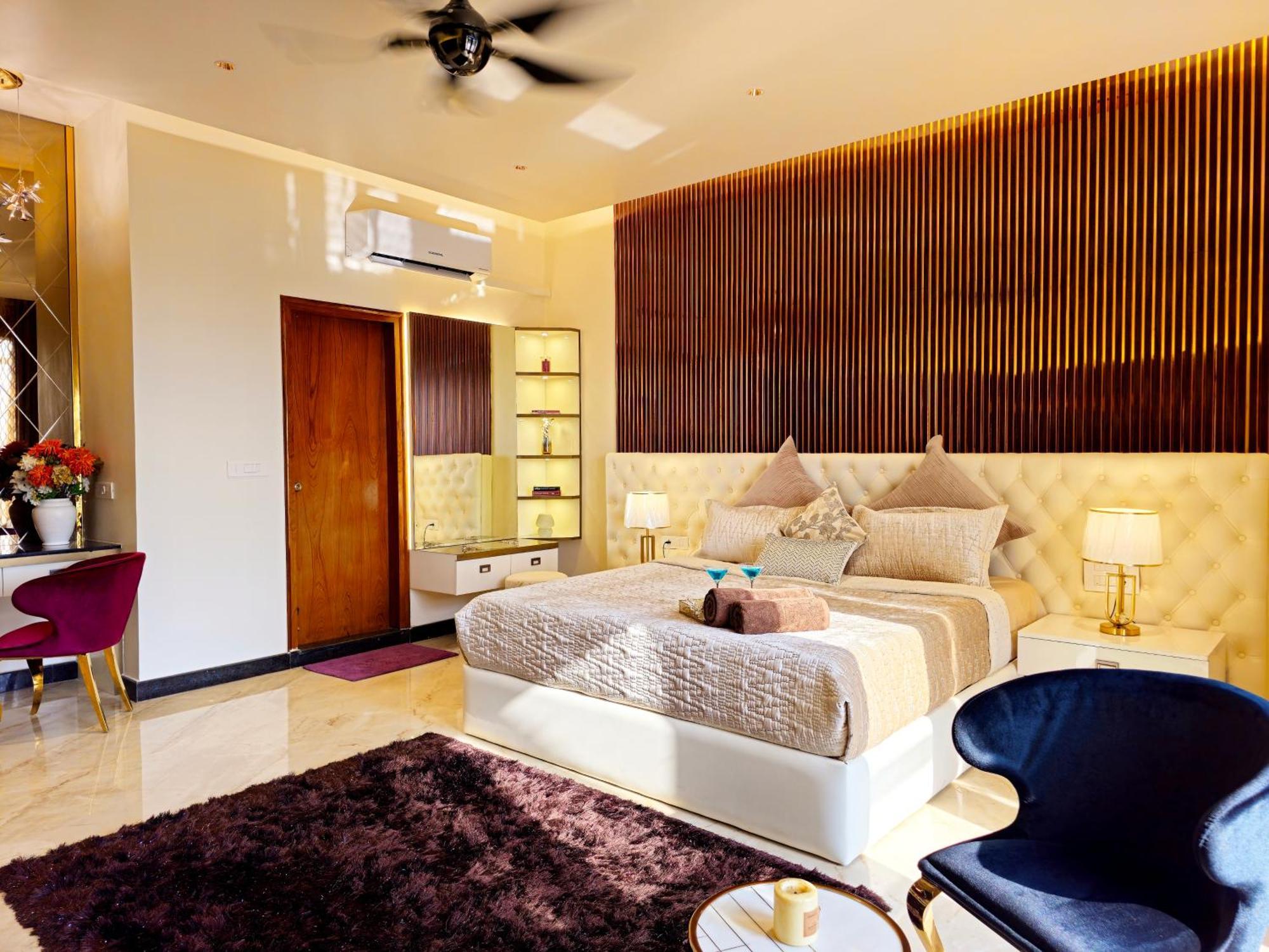 The Pentouz On 100 Feet Road Indiranagar - An Urban Luxury Retreat Apartment Bangalore Exterior photo